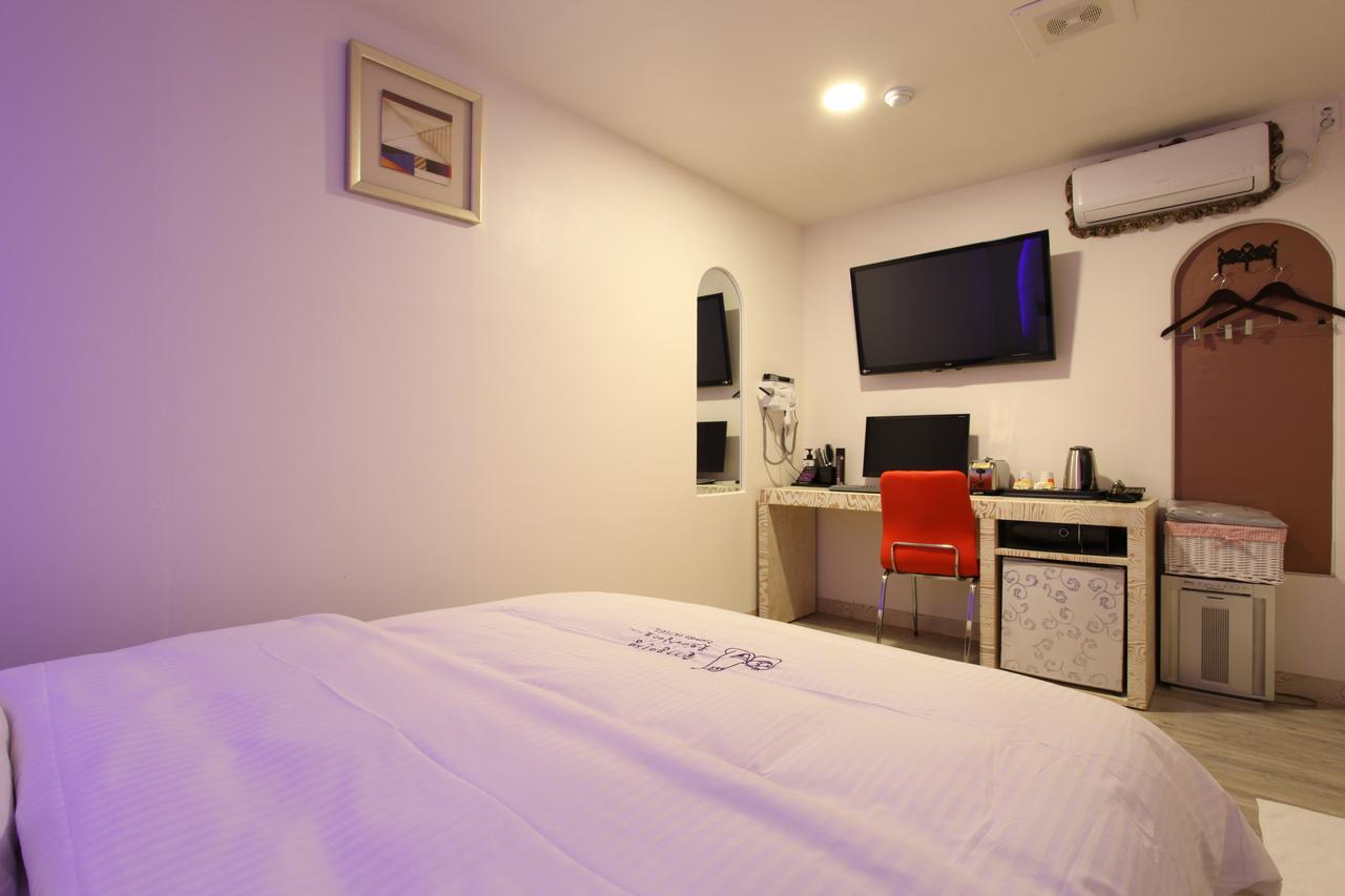 Riviera Motel Гойанг Екстериор снимка