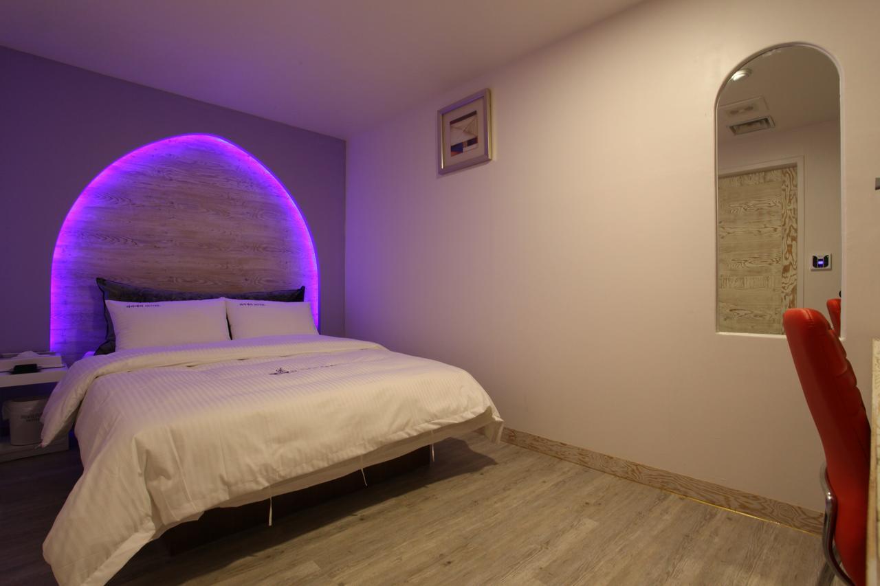 Riviera Motel Гойанг Екстериор снимка