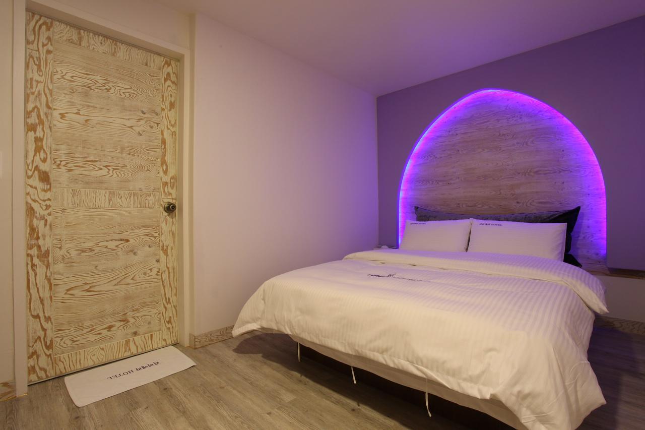 Riviera Motel Гойанг Екстериор снимка