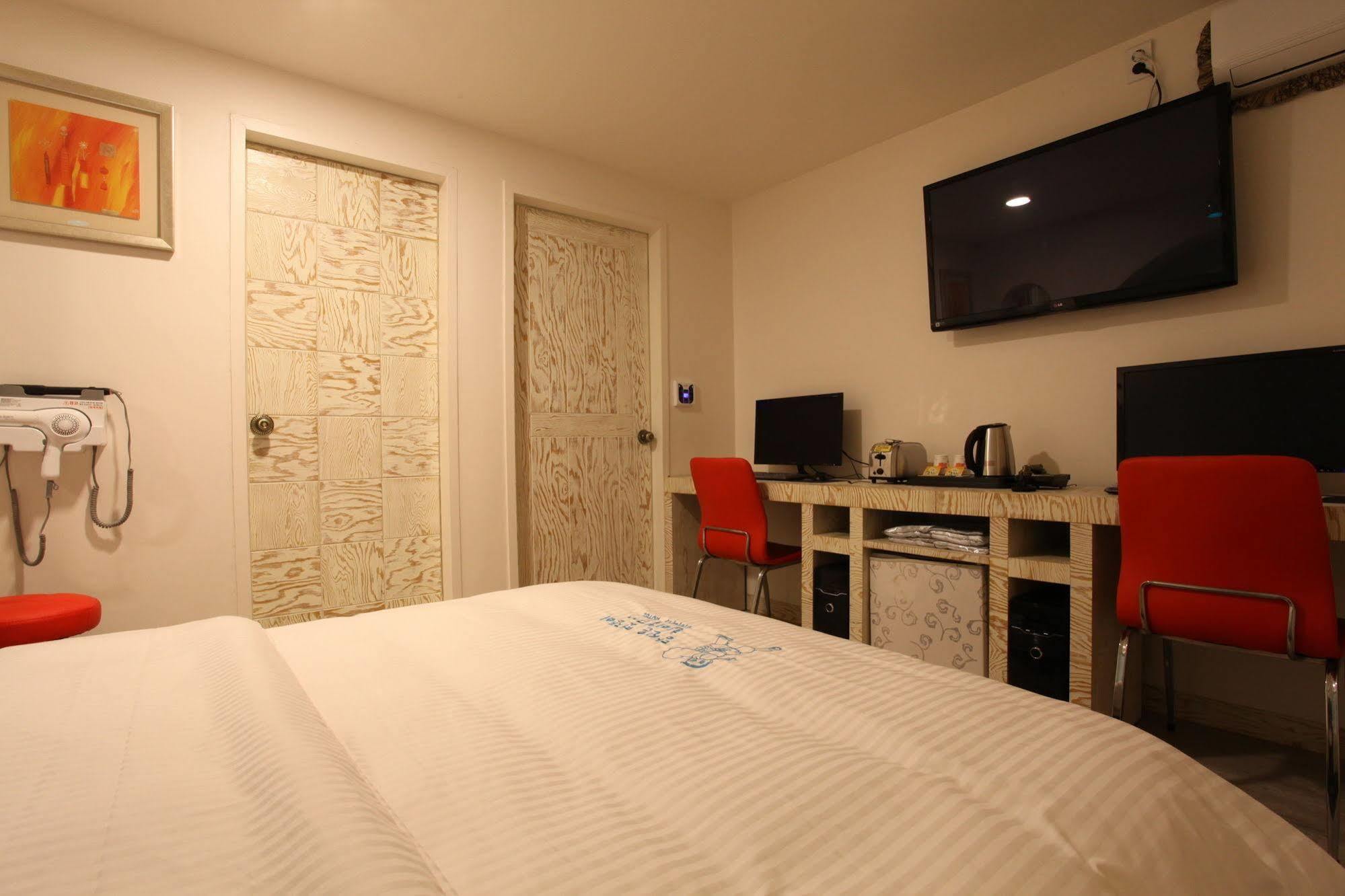 Riviera Motel Гойанг Екстериор снимка