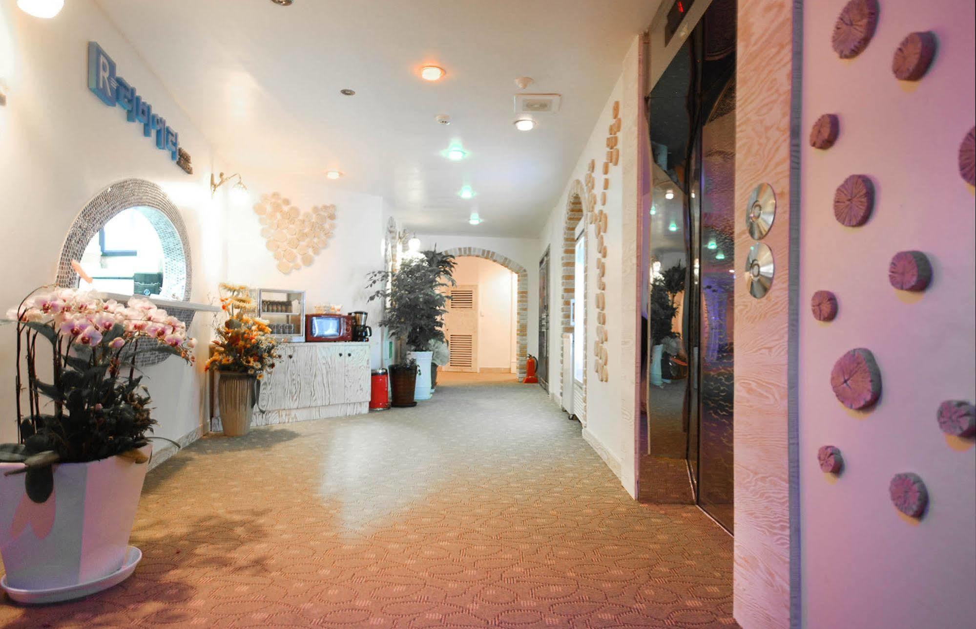 Riviera Motel Гойанг Екстериор снимка